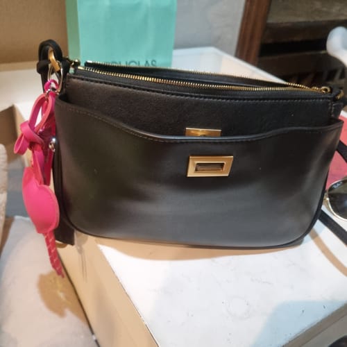 Customer photo review of DANA - NERO