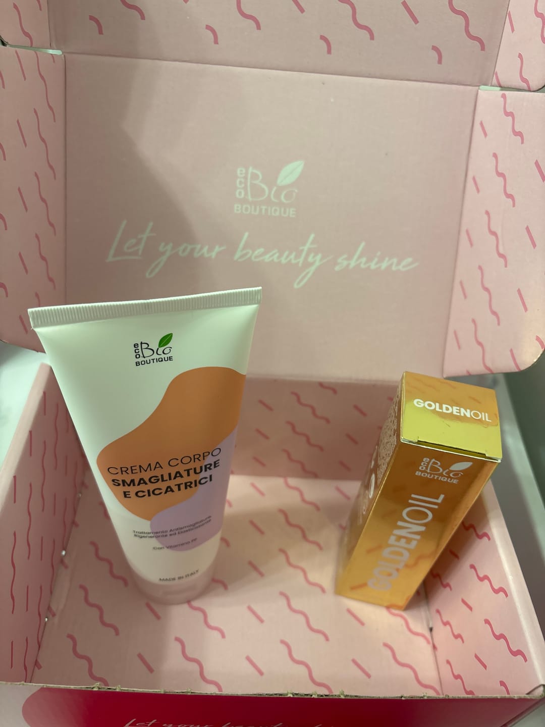 Customer photo review of Crema Corpo Smagliature e Cicatrici