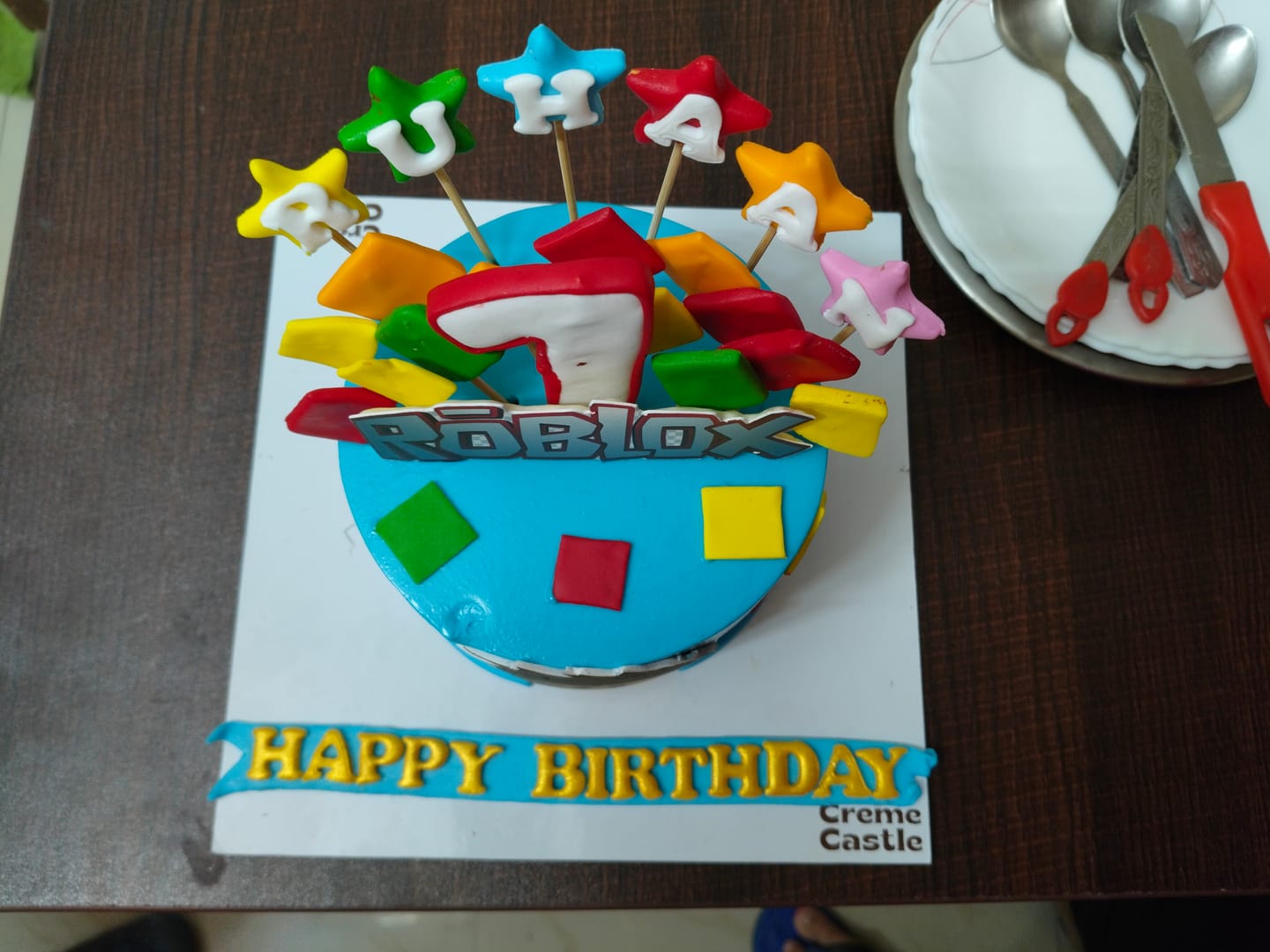 Customer photo review of Roblox Blocks Cake