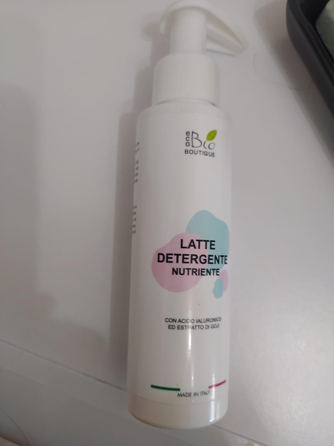 Customer photo review of Latte Detergente Nutriente