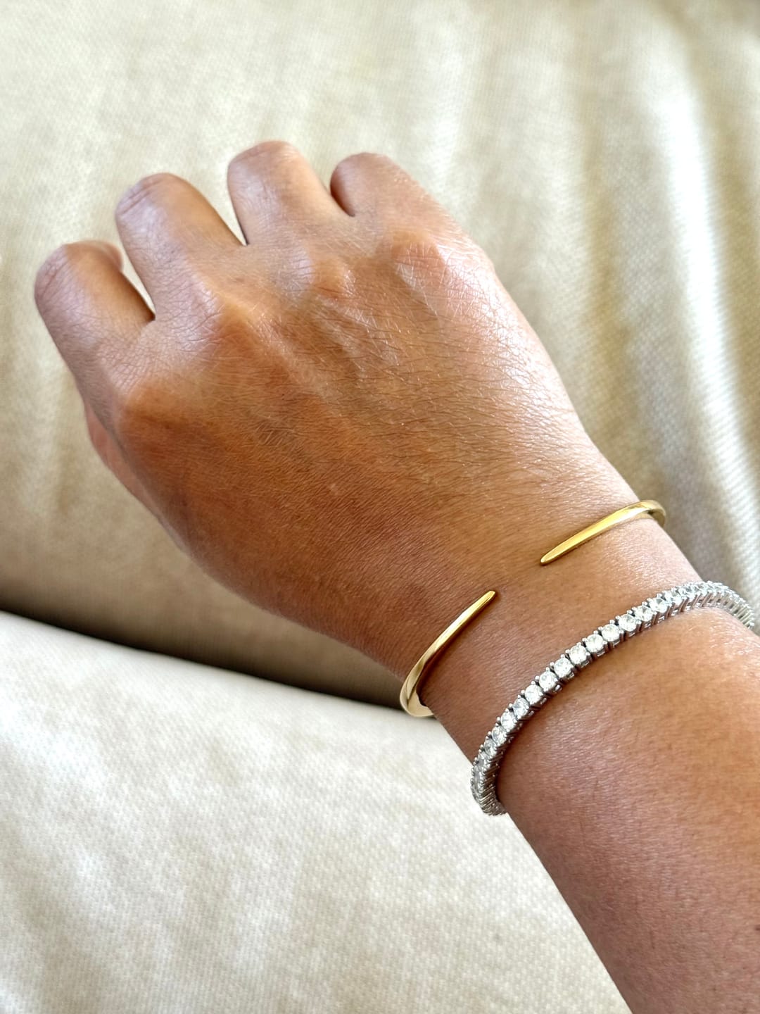 Customer photo review of Classic Claw Bangle