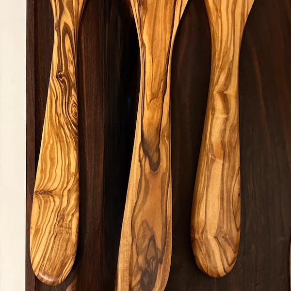Customer photo review of Olive Wood Salad Set