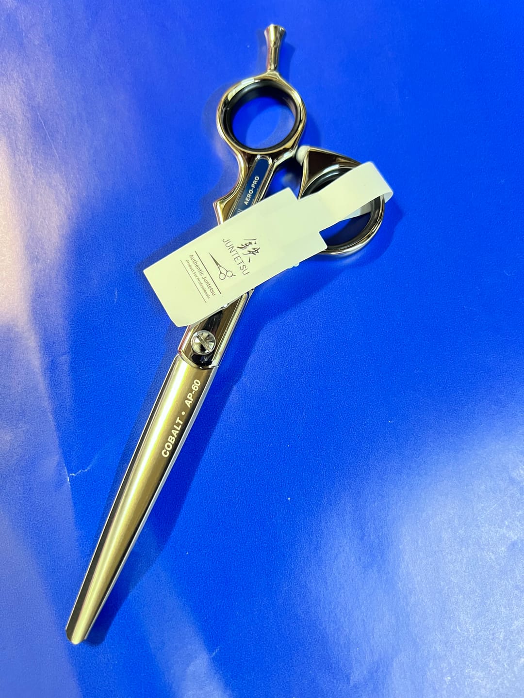 Customer photo review of Juntetsu Aero-Pro Cobalt Haircutting Shear