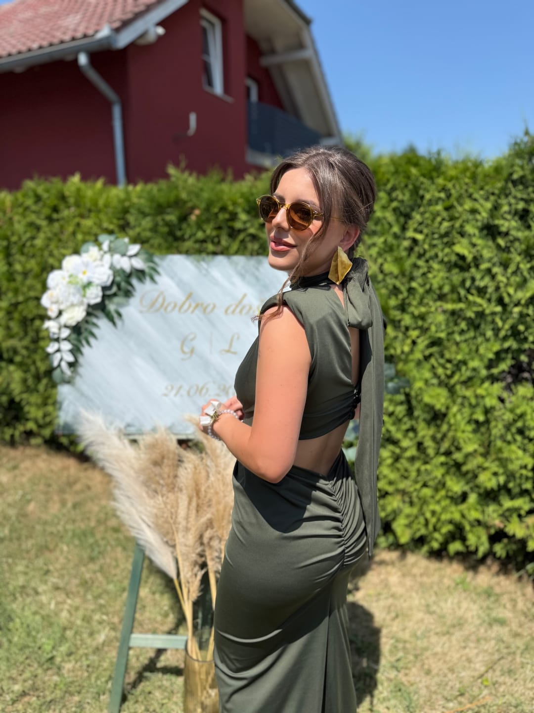 Customer photo review of WIST DRESS OLIVE GREEN