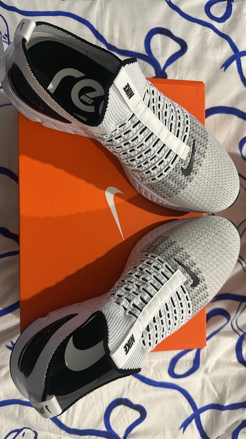 Customer photo review of Nike React Phantom Run Flyknit 2 'True White/Oreo' Men's