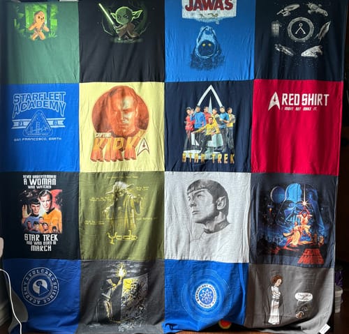 Customer photo review of Colossal T-shirt blanket with 18" Panels