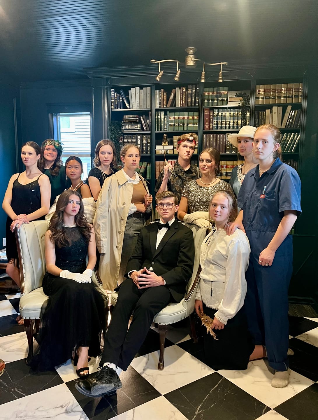 Customer photo review of Midnight on the Orient Express - An Agatha Christie themed murder mystery - 4 - 20 Players / English