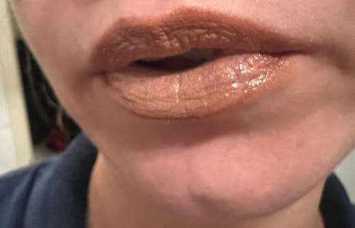 Customer photo review of P.Louise Kiss And Tell Magazine May & June Addition