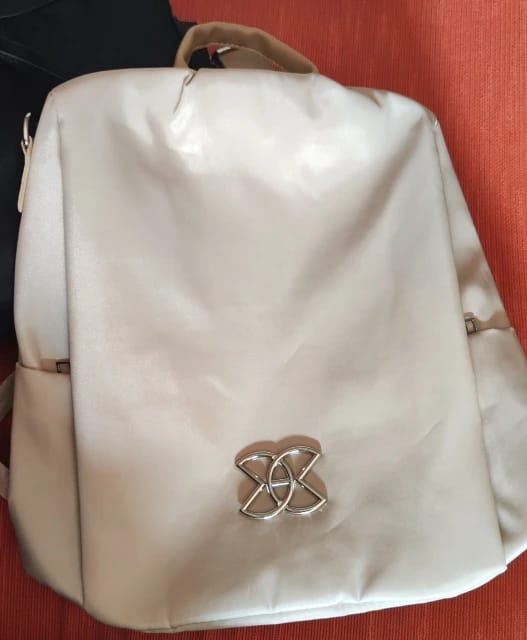 Customer photo review of Mochila Senhora Anti-Roubo