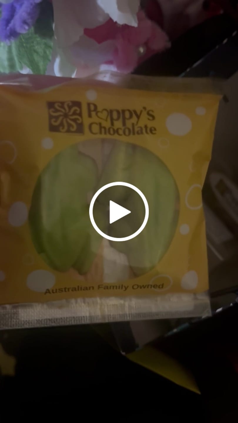 Customer video review of Frogs Peppermint filled 2 pack