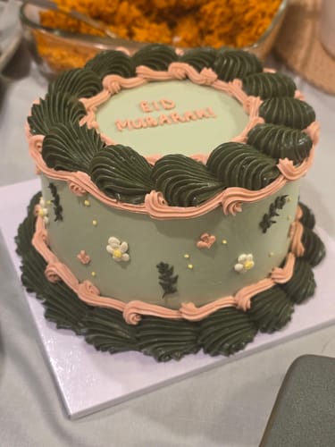 Customer photo review of holly