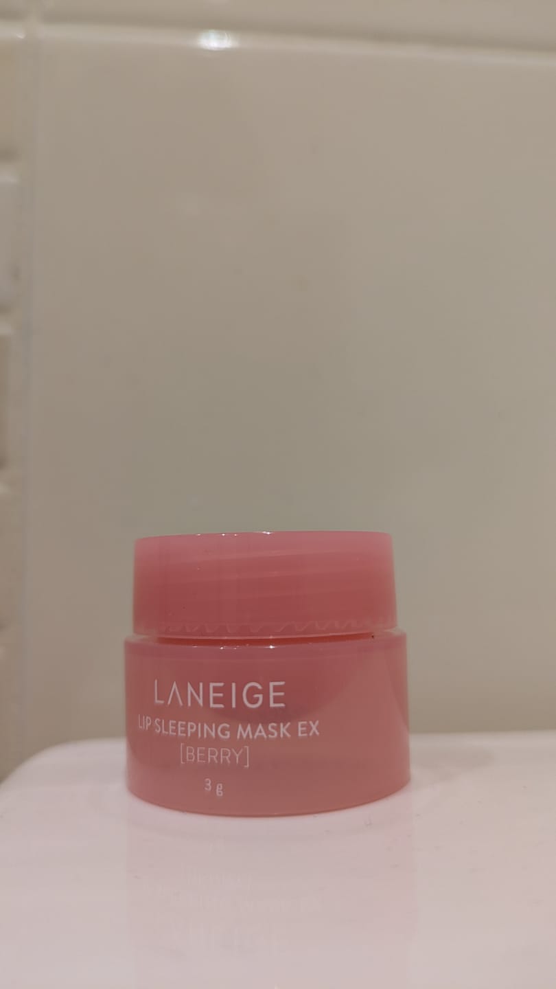 Customer photo review of Nakts maska lūpām LANEIGE Lip Sleeping Mask EX Berry