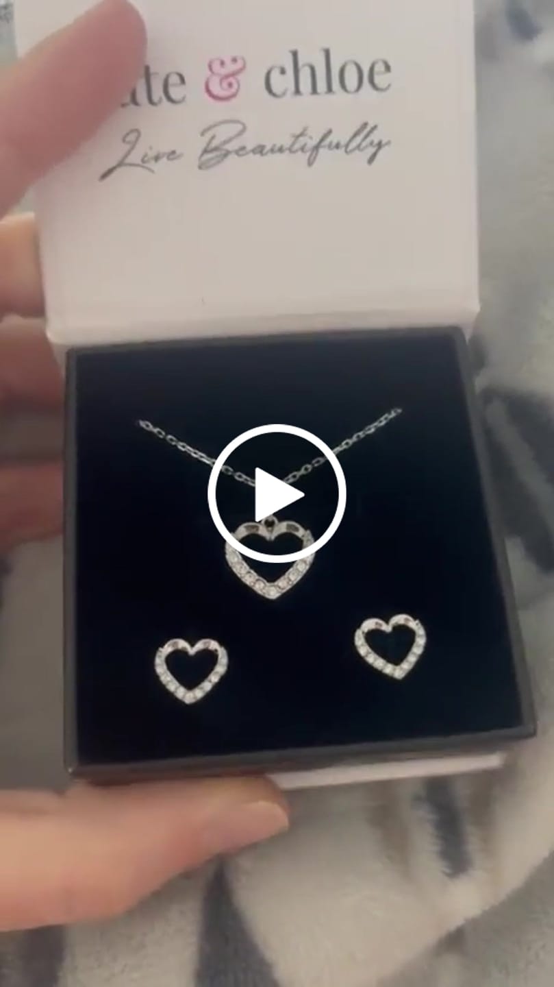Customer video review of Chelsea 18k White Gold Plated Silver Heart Necklace and Earring Set with Swarovski Crystals