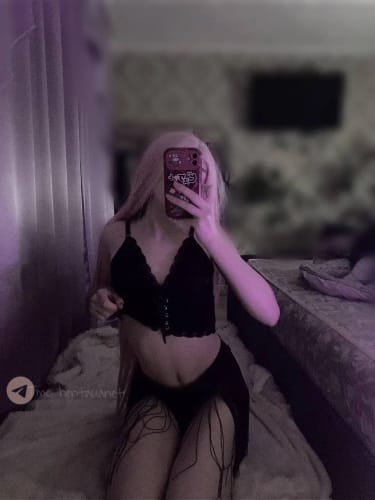 Customer photo review of Sexy Women High Waist Fringe Tassels Skirts Solid Summer Mini Skirt Ladies Girls Party Punk Rock Costume Clubwear