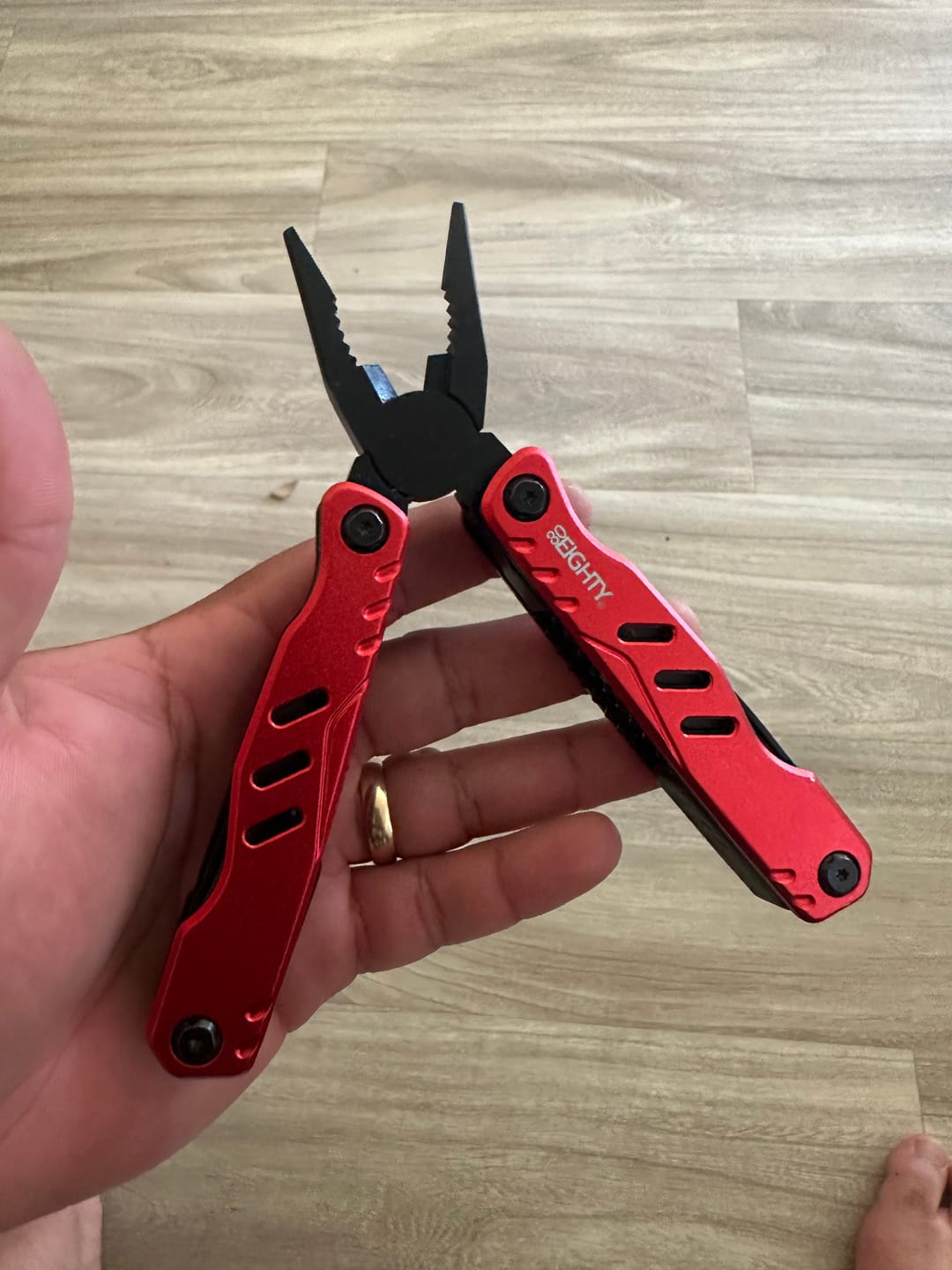 Customer photo review of 80Eighty® Multi-Tool - Red
