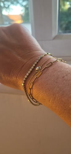 Customer photo review of Vintage Pearl Bracelet