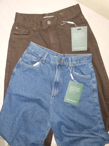 Roberta Oliverio S. review of Calça Jeans Wide Leg Buriti Azul Médio image 1 out of 3