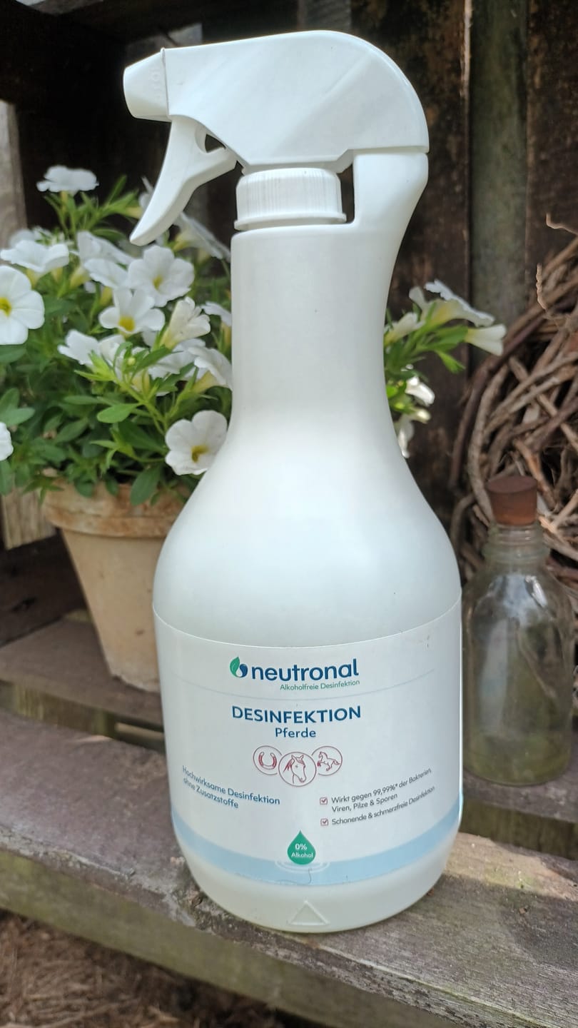 Customer photo review of Alkoholfreie Desinfektion Pferde - 1 l Sprühflasche