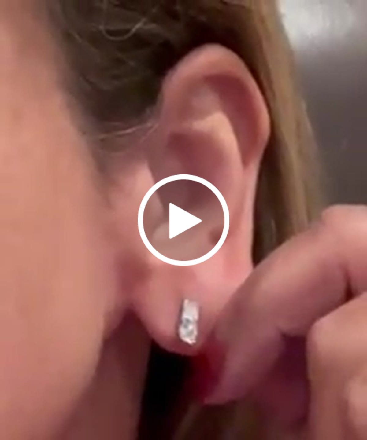 Customer video review of Laya 18k White Gold Plated Stud Earrings with Swarovski Crystals — Final Sale