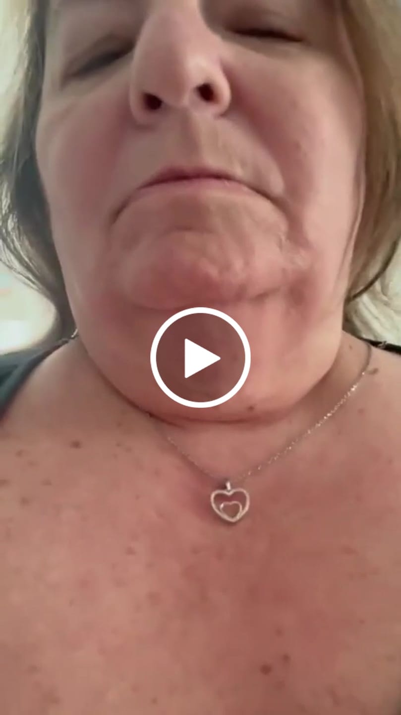 Customer video review of Amorette 18k White Gold Plated Double Heart Pendant Necklace with Pave Simulated Diamond Crystals