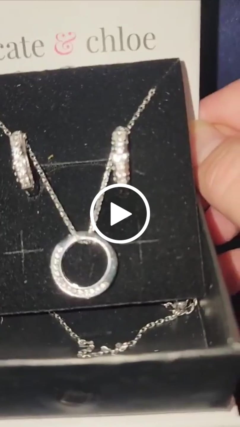 Customer video review of Viviana 18k White Gold Plated Hoop Pendant Necklace with Swarovski Crystals