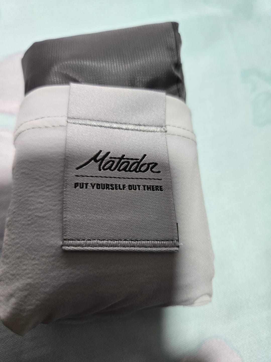 Customer photo review of Pocket Blanket™ 4.0 (Ghost Grey) - 160 x 110cm