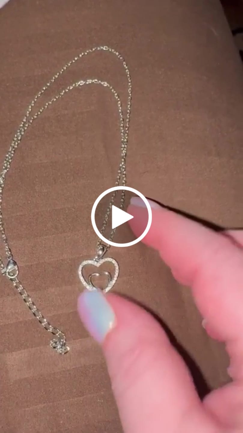 Customer video review of Amorette 18k White Gold Plated Necklace with Simulated Diamond Crystals & Heartfelt Message for Daughter