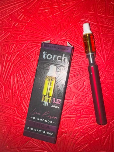 Customer photo review of Torch Dream Queen THC-A Live Resin Diamonds 510 Cartridge 3.5G SATIVA