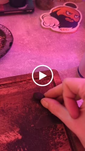 Customer video review of 🧙‍♂️ Ganjalf’s Magic Hash - POWER LVL: 4/5