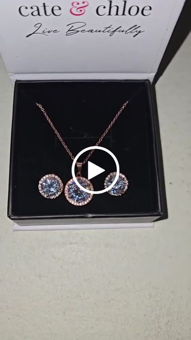 Customer video review of Sophia 18k White Gold Plated Pendant Necklace with Simulated Diamond Crystals