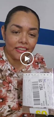 Customer video review of Arete Mariposa Rosa