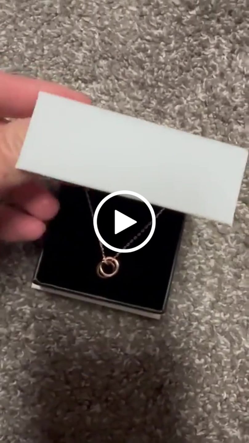 Customer video review of Rosie 18k Rose Gold Plated Pendant Necklace with Pink Swarovski Crystals