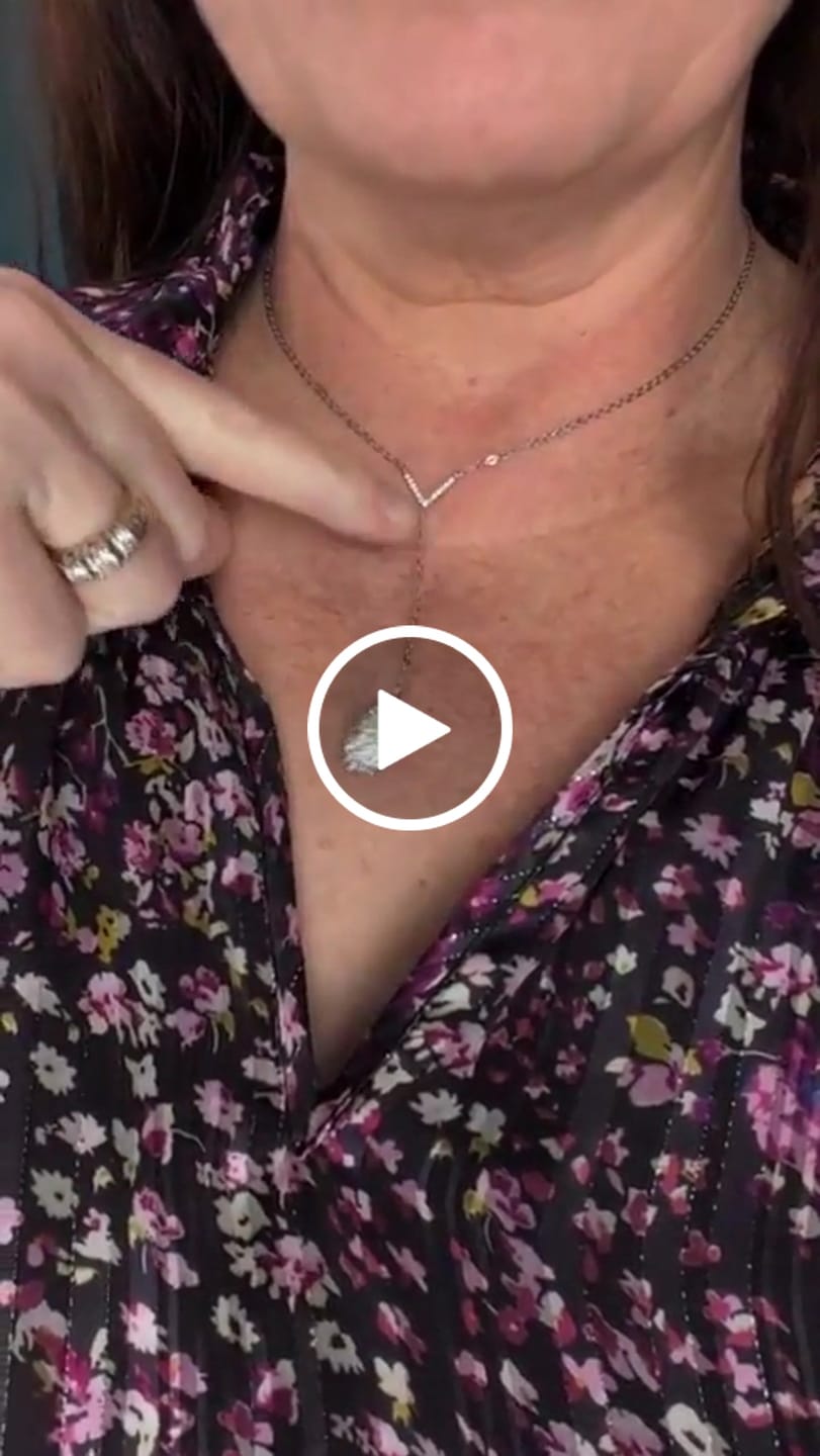 Customer video review of Ava 18k White Gold Plated Tear drop Y-Necklace with Simulated Diamond Crystals - Final Sale