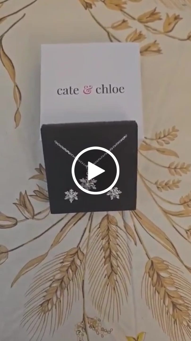 Customer video review of Sunny 18k White Gold Plated Necklace and Stud Earrings Jewelry Set with Swarovski Crystals