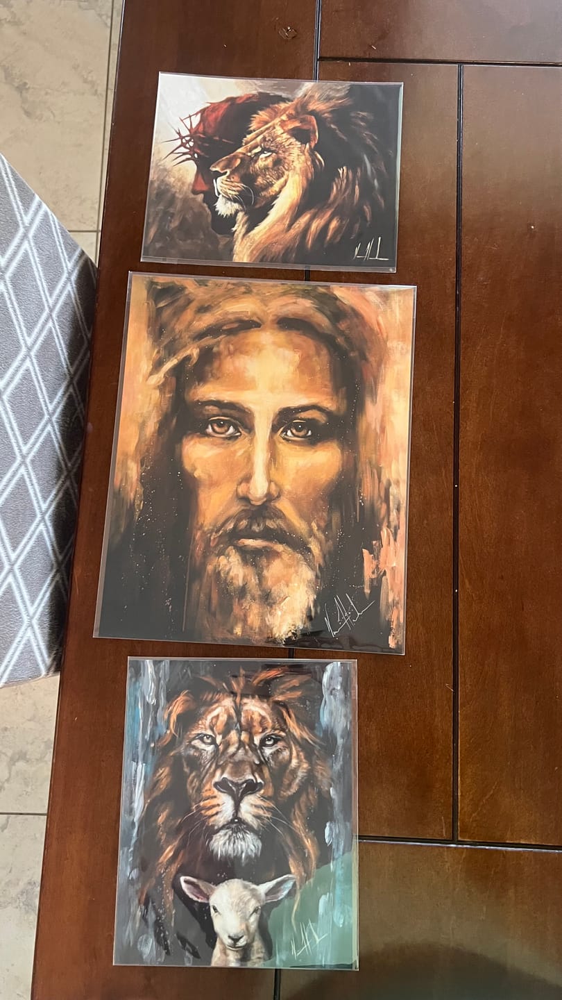Customer photo review of The Lion of Judah (Peace and Strength)