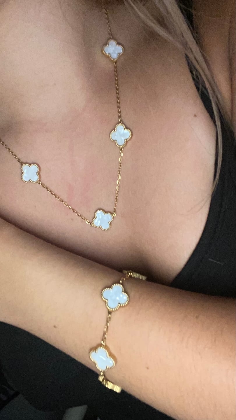 Customer photo review of Set Bratara + Colier Auriu Flower
