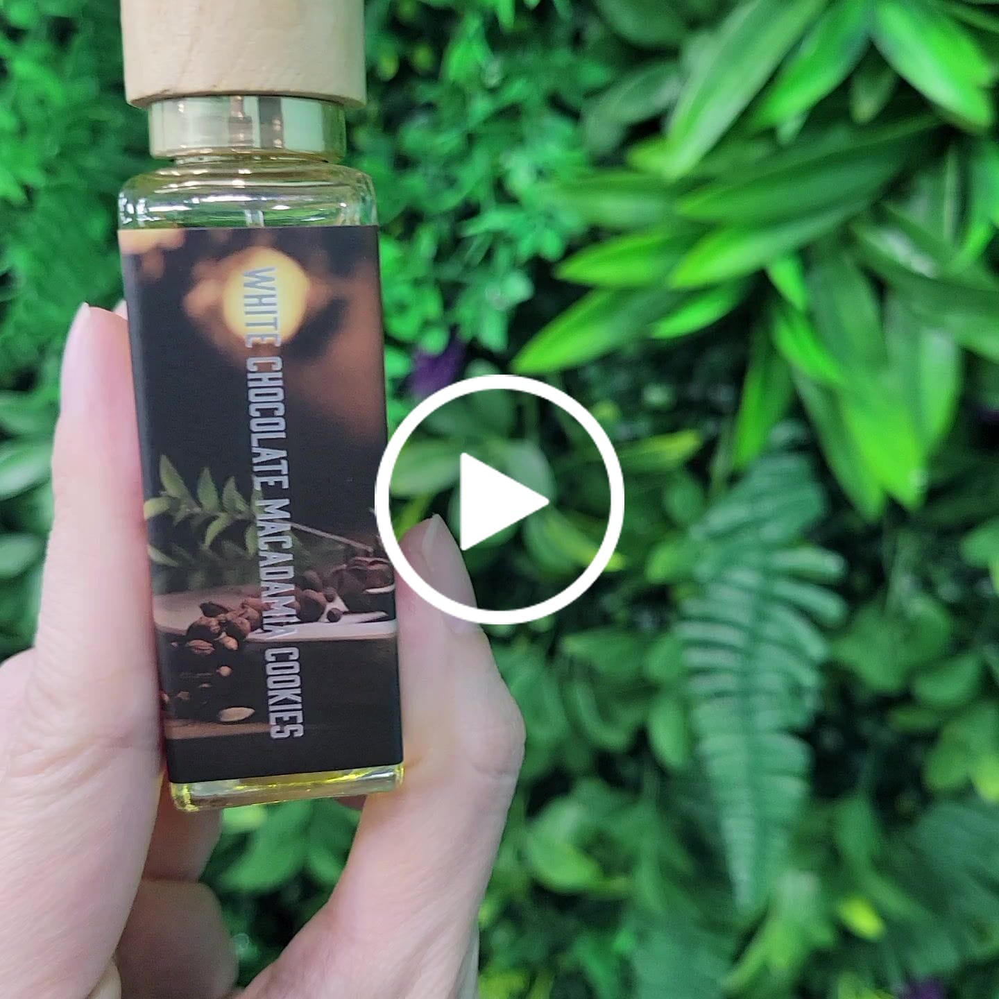 Customer video review of White Chocolate Macadamia Cookies