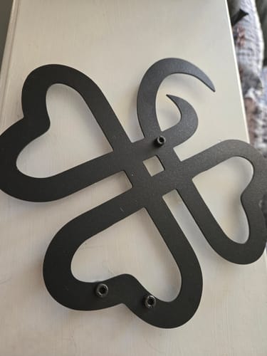 Customer photo review of Irish Shamrock Leaf Metal Wall Art