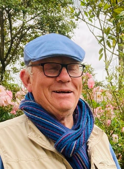 Customer photo review of Donegal Touring Cap Linen