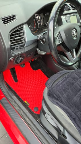 Anna J. review of Dywaniki samochodowe na zamówienie - Przód i tył image 1 out of 2