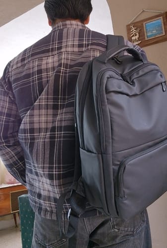 Customer photo review of Mochila para laptop | CoolCapital Alfa | 15.6" pulgadas