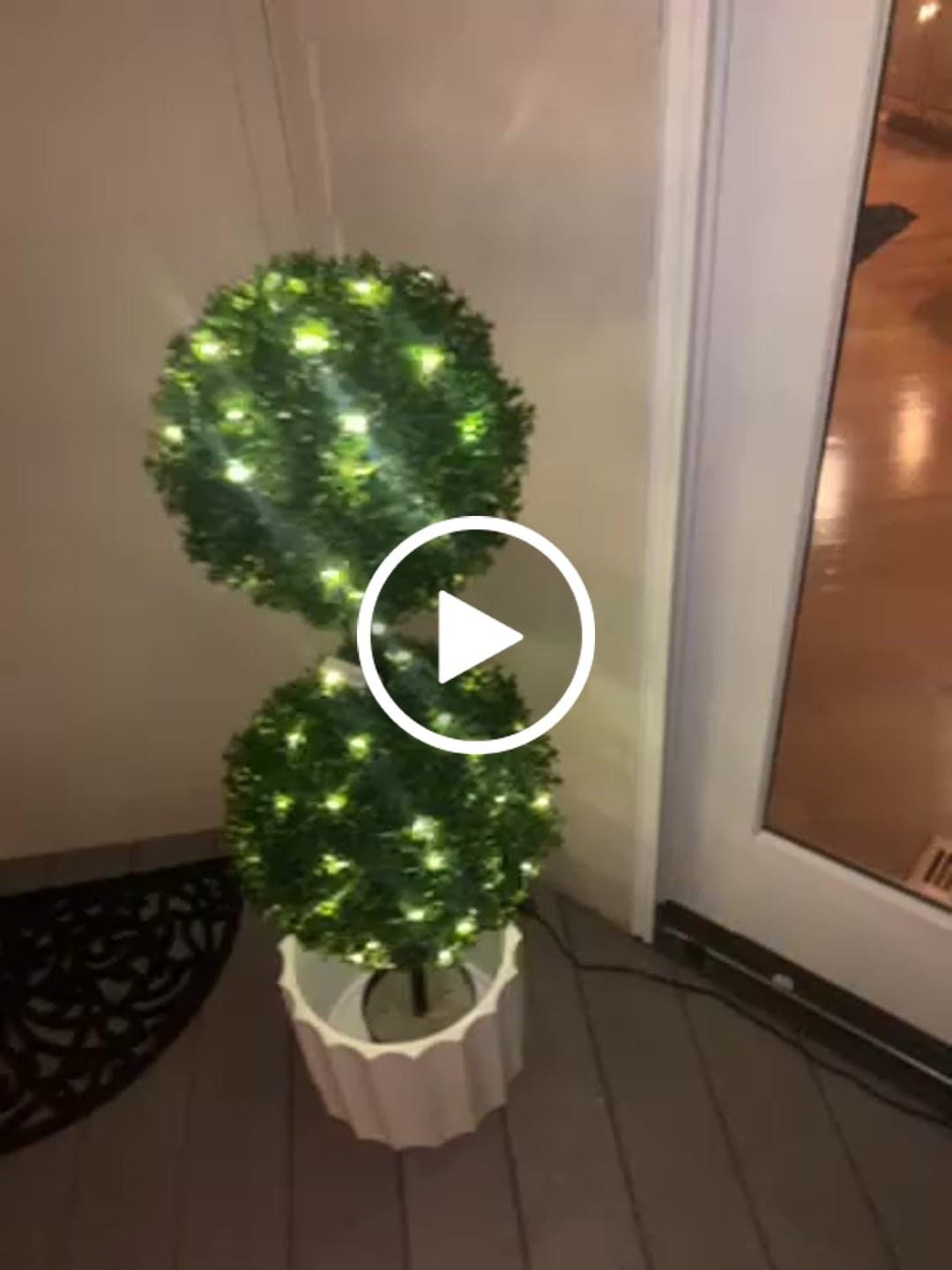 Customer video review of 33 FT | 100 Warm White LED Waterproof Micro Fairy String Lights with AC Plug-In Power