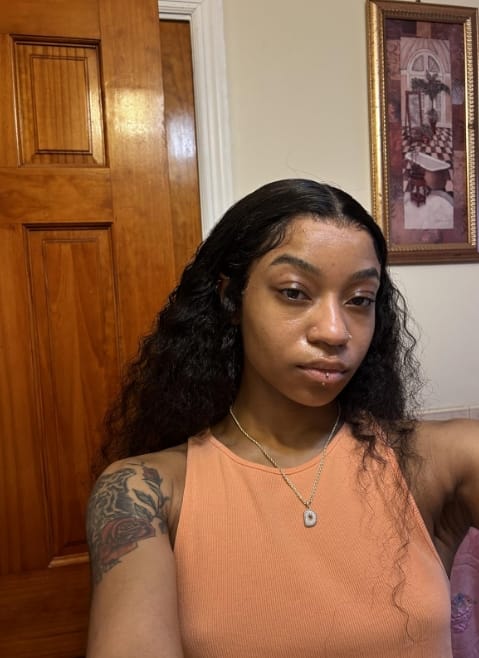 Customer photo review of MORE FACE Deep Wave Curly Human Hair Wigs 13x4 13x6 Transparent Lace Front Human Hair Wigs