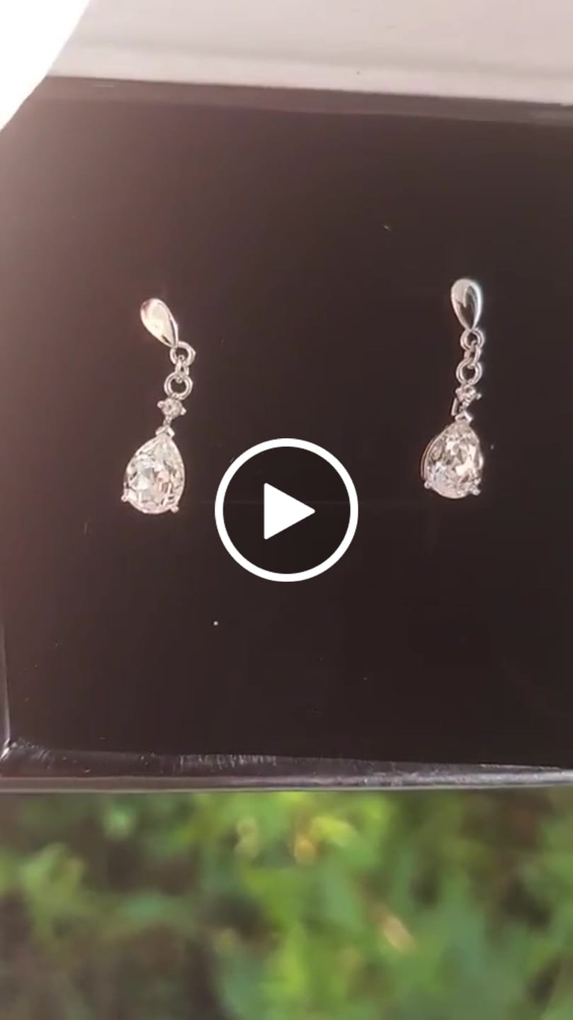 Customer video review of Zoey 18K White Gold Drop Earrings with Swarovski Crystals — Final Sale