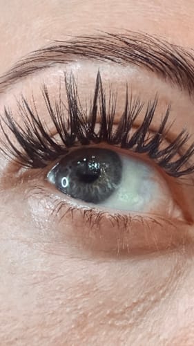 Customer photo review of What The Fluff! QuickLashes - FLUFFIER