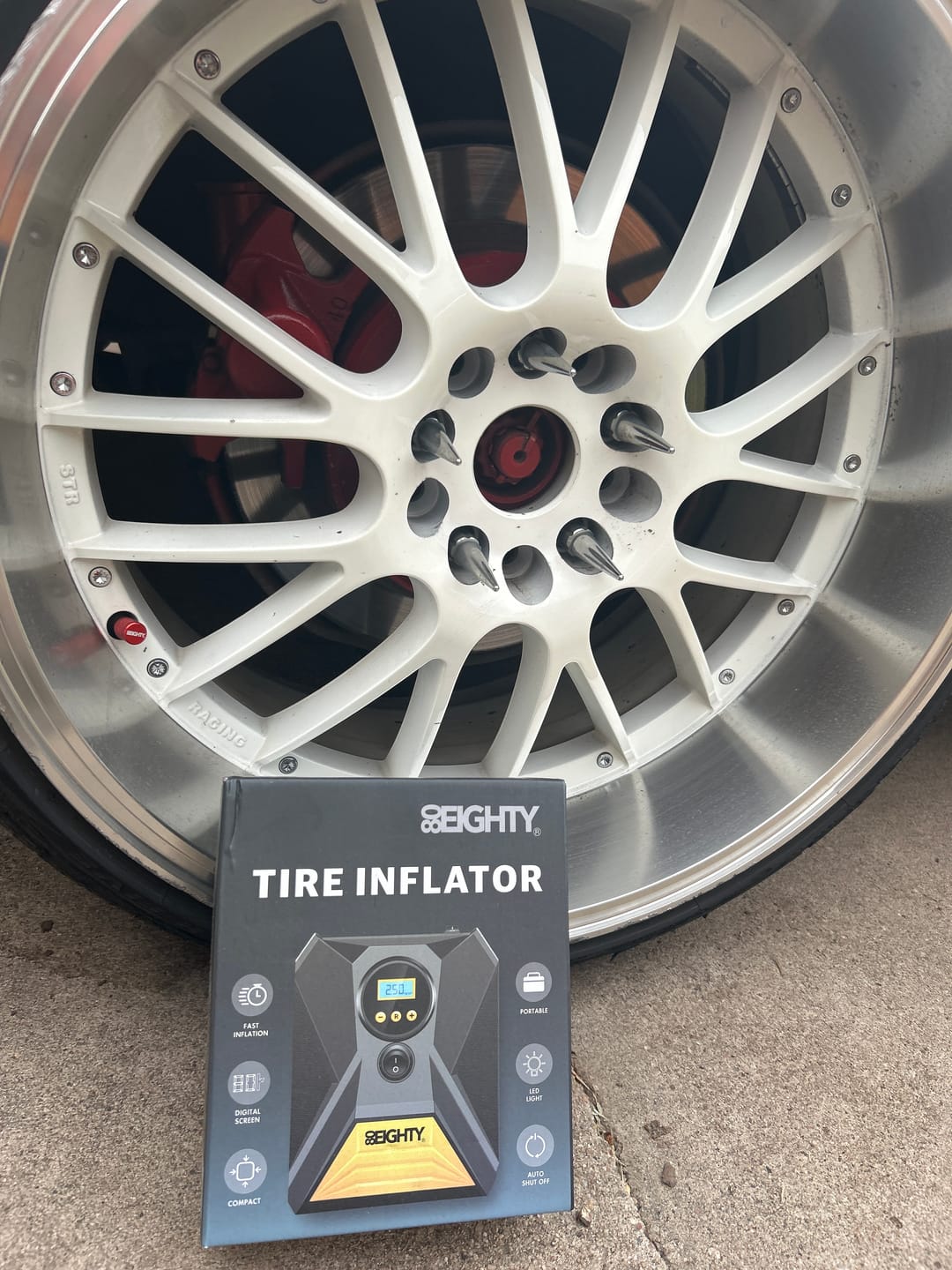 Customer photo review of 80Eighty® Tire Inflator