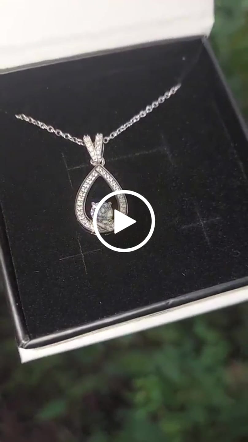 Customer video review of Arabella 18k White Gold Plated Teardrop Necklace with Simulated Diamond Crystals