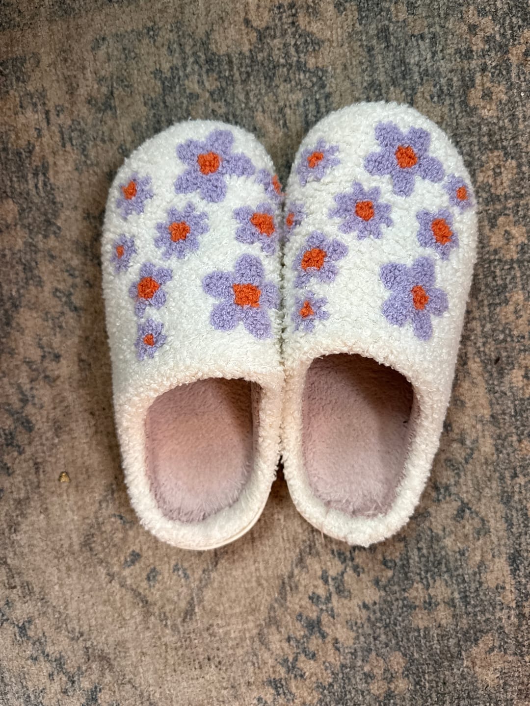 Customer photo review of Purple Flowers Slip-on Slippers