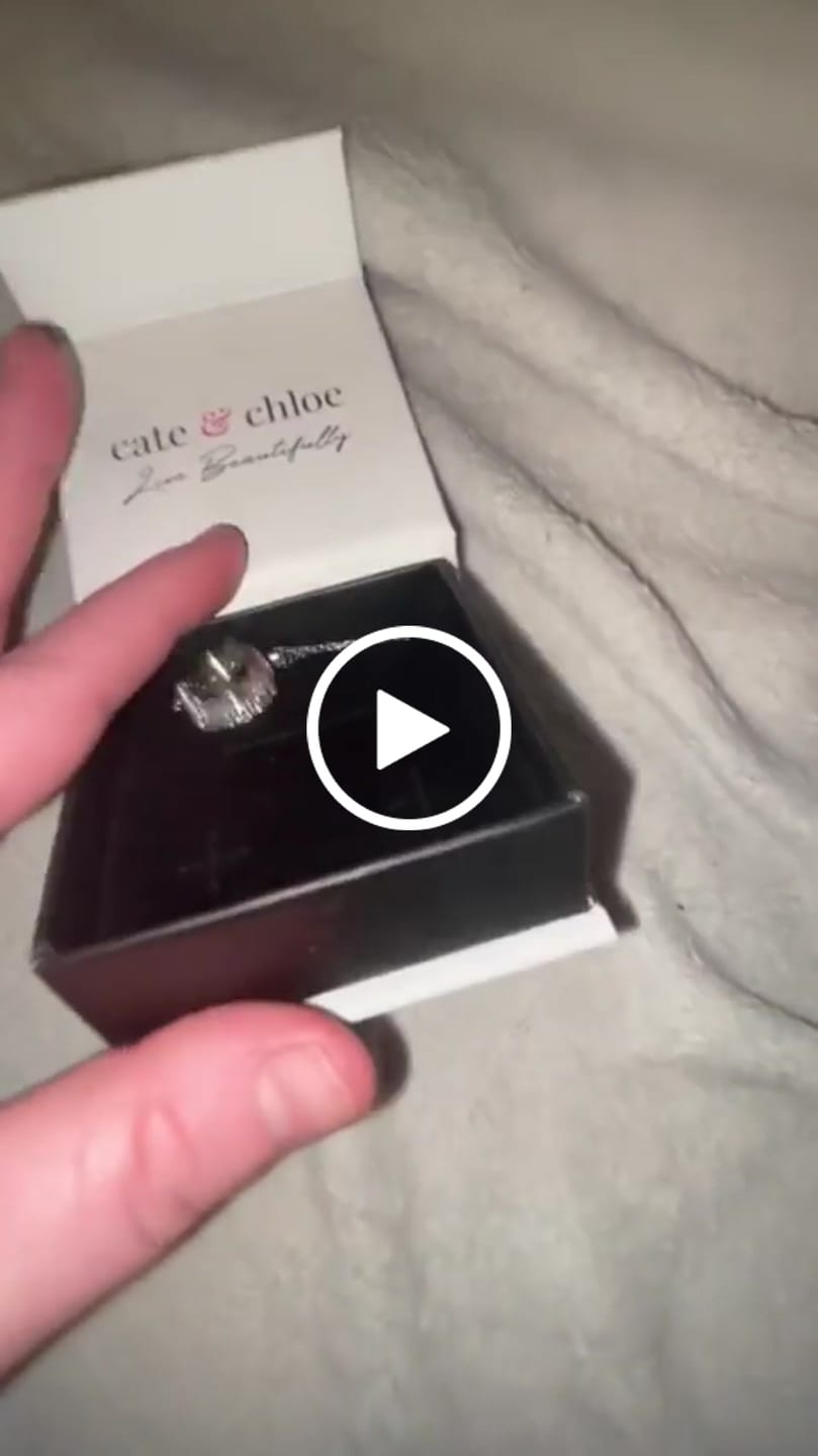 Customer video review of Viviana 18k White Gold Plated Hoop Pendant Necklace with Swarovski Crystals
