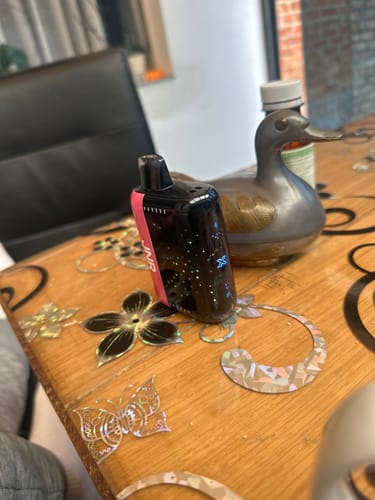 Customer photo review of JNR - Plus X - 26K - Puff / Vape Jetable - 2% nicotine